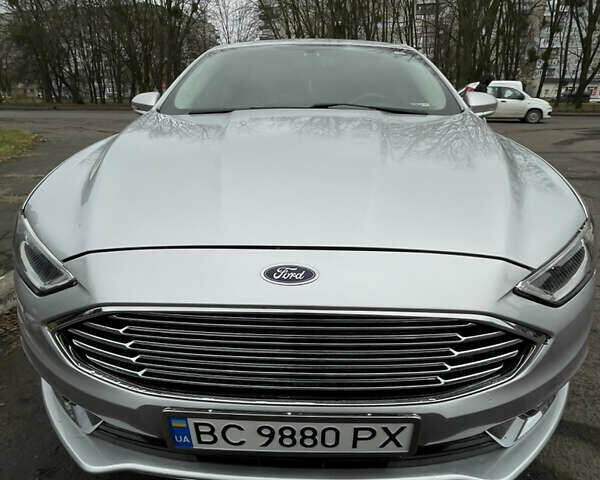 Сірий Форд Фьюжен, об'ємом двигуна 2 л та пробігом 190 тис. км за 12999 $, фото 1 на Automoto.ua