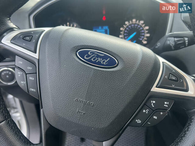 Сірий Форд Фьюжен, об'ємом двигуна 2.49 л та пробігом 142 тис. км за 9400 $, фото 44 на Automoto.ua