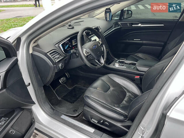 Сірий Форд Фьюжен, об'ємом двигуна 2 л та пробігом 172 тис. км за 14500 $, фото 17 на Automoto.ua