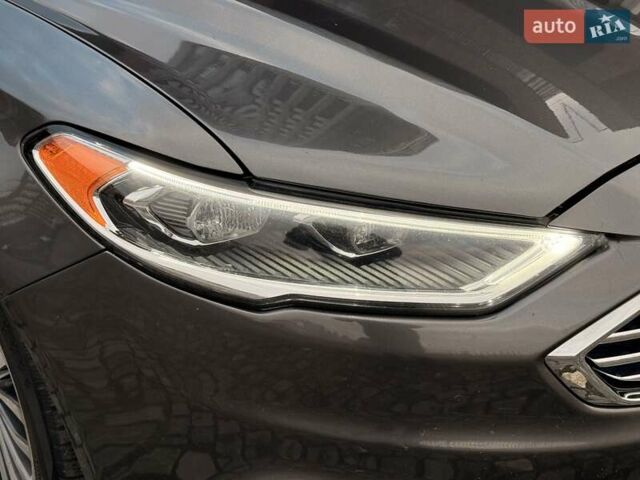 Сірий Форд Фьюжен, об'ємом двигуна 2 л та пробігом 174 тис. км за 14500 $, фото 67 на Automoto.ua