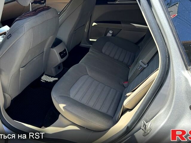 Сірий Форд Фьюжен, об'ємом двигуна 2.5 л та пробігом 154 тис. км за 9400 $, фото 6 на Automoto.ua