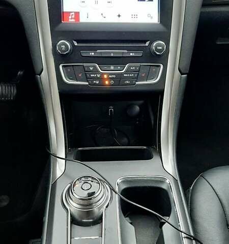 Серый Форд Фьюжн, объемом двигателя 0 л и пробегом 73 тыс. км за 15700 $, фото 12 на Automoto.ua