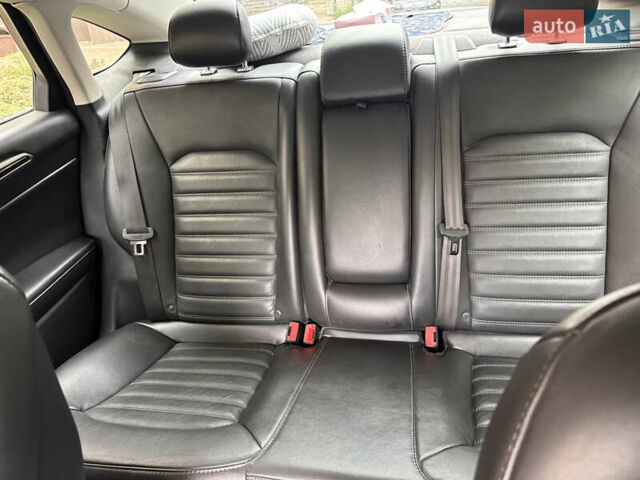 Серый Форд Фьюжн, объемом двигателя 2 л и пробегом 162 тыс. км за 11000 $, фото 27 на Automoto.ua