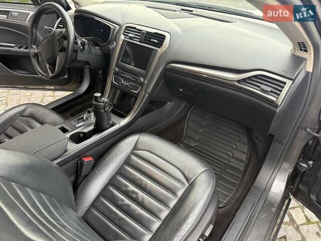 Сірий Форд Фьюжен, об'ємом двигуна 2 л та пробігом 174 тис. км за 14500 $, фото 43 на Automoto.ua