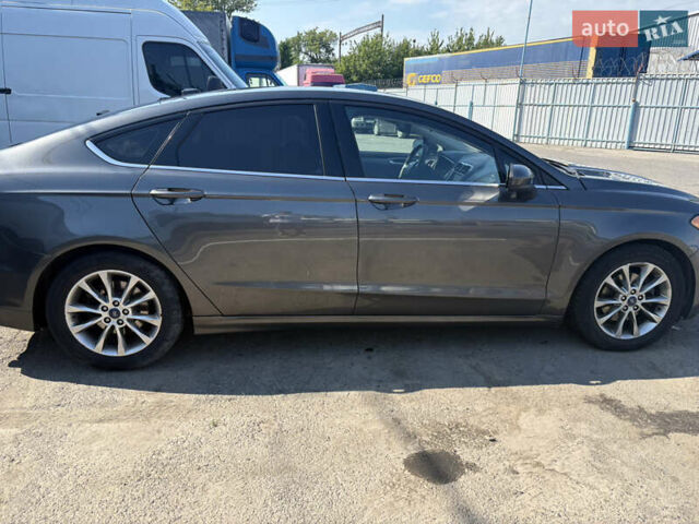 Серый Форд Фьюжн, объемом двигателя 2.49 л и пробегом 187 тыс. км за 12500 $, фото 5 на Automoto.ua