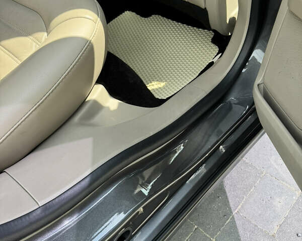 Сірий Форд Фьюжен, об'ємом двигуна 1.5 л та пробігом 129 тис. км за 13000 $, фото 4 на Automoto.ua