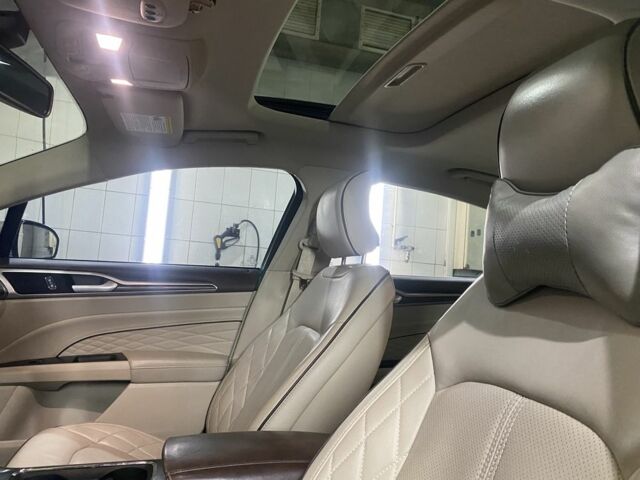 Серый Форд Фьюжн, объемом двигателя 2 л и пробегом 250 тыс. км за 11500 $, фото 1 на Automoto.ua