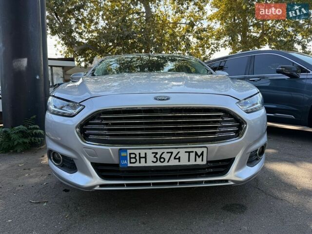 Сірий Форд Фьюжен, об'ємом двигуна 2 л та пробігом 80 тис. км за 11300 $, фото 6 на Automoto.ua