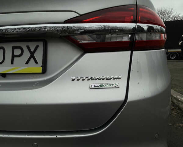 Сірий Форд Фьюжен, об'ємом двигуна 2 л та пробігом 190 тис. км за 12999 $, фото 6 на Automoto.ua