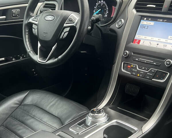 Серый Форд Фьюжн, объемом двигателя 2 л и пробегом 210 тыс. км за 13200 $, фото 27 на Automoto.ua