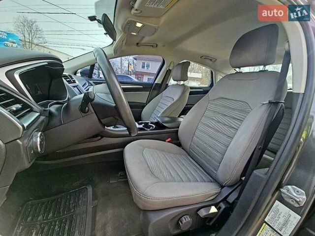 Сірий Форд Фьюжен, об'ємом двигуна 2 л та пробігом 139 тис. км за 8900 $, фото 5 на Automoto.ua