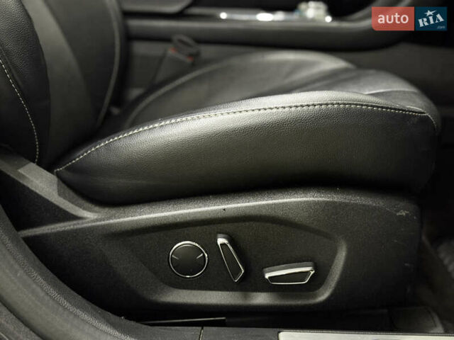 Серый Форд Фьюжн, объемом двигателя 2 л и пробегом 141 тыс. км за 13499 $, фото 19 на Automoto.ua