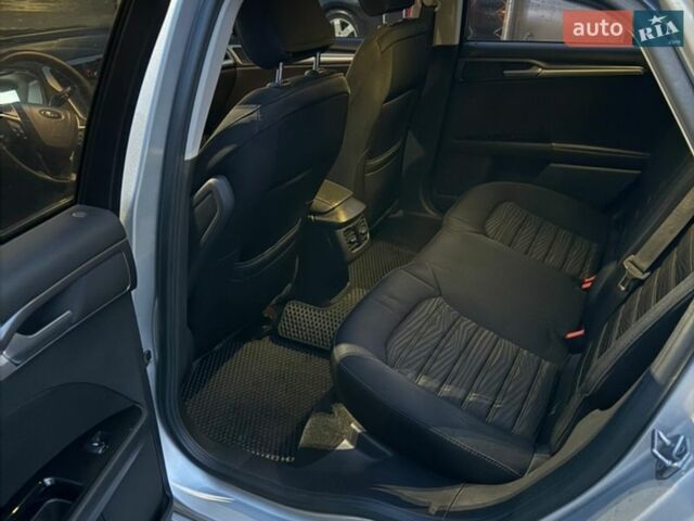 Серый Форд Фьюжн, объемом двигателя 2.49 л и пробегом 117 тыс. км за 11400 $, фото 11 на Automoto.ua