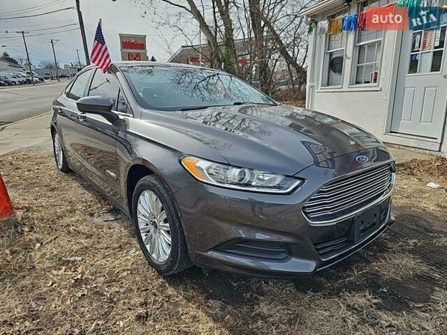 Сірий Форд Фьюжен, об'ємом двигуна 2 л та пробігом 139 тис. км за 8900 $, фото 1 на Automoto.ua