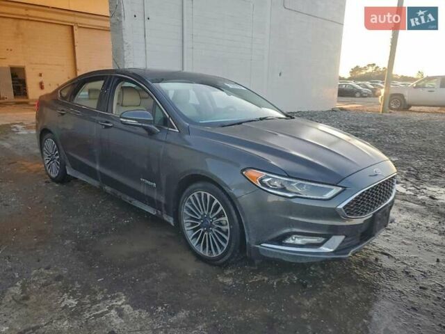 Сірий Форд Фьюжен, об'ємом двигуна 2 л та пробігом 40 тис. км за 3600 $, фото 3 на Automoto.ua
