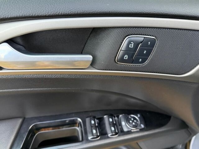 Серый Форд Фьюжн, объемом двигателя 2 л и пробегом 104 тыс. км за 9000 $, фото 20 на Automoto.ua