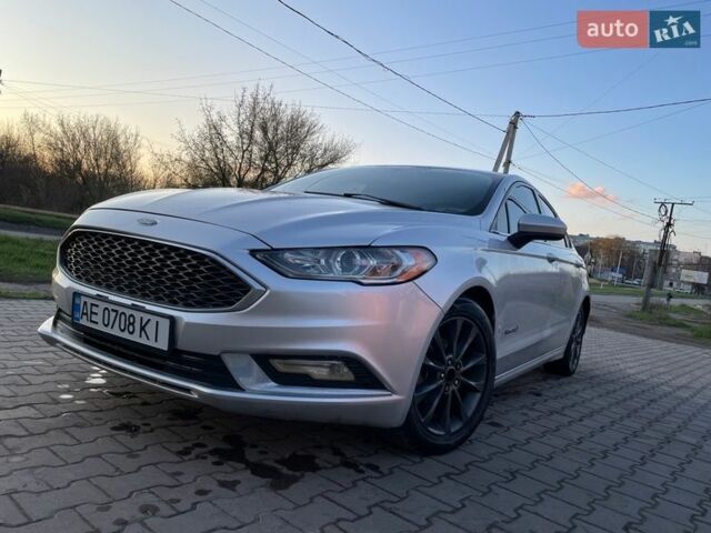 Сірий Форд Фьюжен, об'ємом двигуна 2 л та пробігом 190 тис. км за 13200 $, фото 5 на Automoto.ua