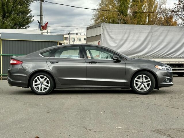 Форд Фьюжн 2016 в Киеве на Automoto.ua Серый Форд Фьюжн, объемом двигателя 0 л и пробегом 125 тыс. км за 11300 $, фото 5 на Automoto.ua