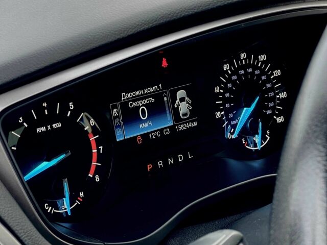 Серый Форд Фьюжн, объемом двигателя 2.5 л и пробегом 158 тыс. км за 11400 $, фото 13 на Automoto.ua