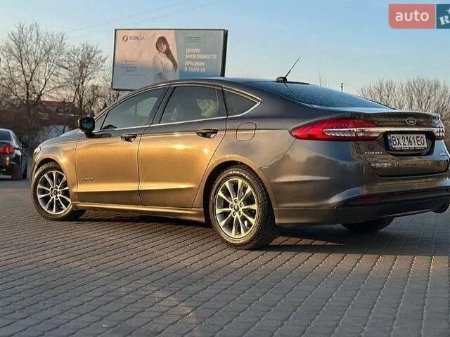 Серый Форд Фьюжн, объемом двигателя 2 л и пробегом 147 тыс. км за 12300 $, фото 5 на Automoto.ua