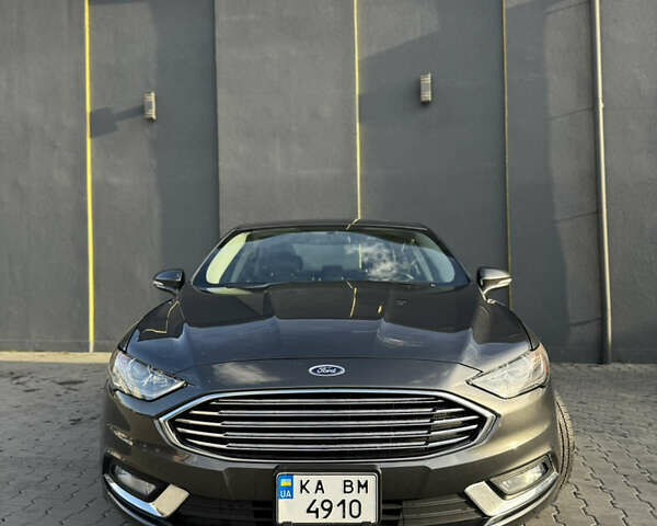 Форд Фьюжен 2016 у Чернівцях на Automoto.ua Сірий Форд Фьюжен, об'ємом двигуна 2.5 л та пробігом 197 тис. км за 11300 $, фото 3 на Automoto.ua