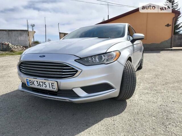 Серый Форд Фьюжн, объемом двигателя 2.5 л и пробегом 139 тыс. км за 11300 $, фото 4 на Automoto.ua