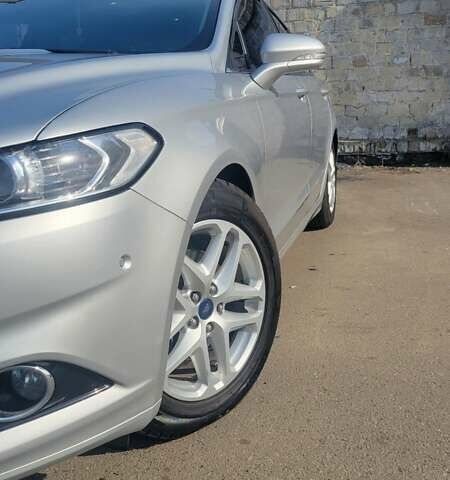 Серый Форд Фьюжн, объемом двигателя 2.5 л и пробегом 142 тыс. км за 12699 $, фото 2 на Automoto.ua