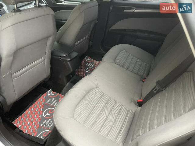 Форд Фьюжн 2016 в Киеве на Automoto.ua Серый Форд Фьюжн, объемом двигателя 2.5 л и пробегом 242 тыс. км за 8300 $, фото 32 на Automoto.ua