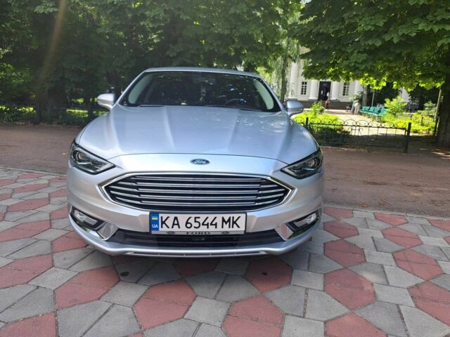 Сірий Форд Фьюжен, об'ємом двигуна 2 л та пробігом 130 тис. км за 13000 $, фото 1 на Automoto.ua