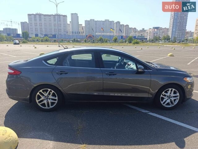 Сірий Форд Фьюжен, об'ємом двигуна 2.5 л та пробігом 200 тис. км за 9000 $, фото 2 на Automoto.ua