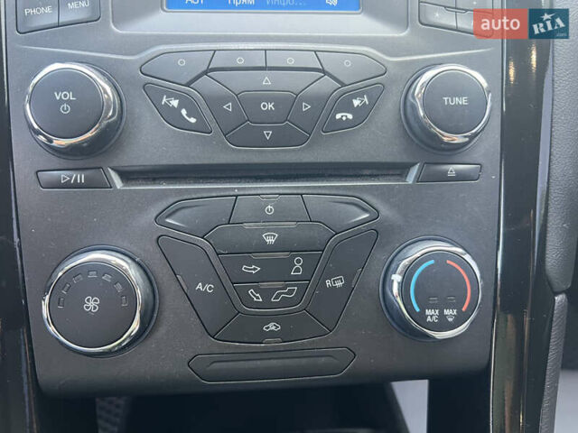 Сірий Форд Фьюжен, об'ємом двигуна 2.49 л та пробігом 142 тис. км за 9400 $, фото 43 на Automoto.ua