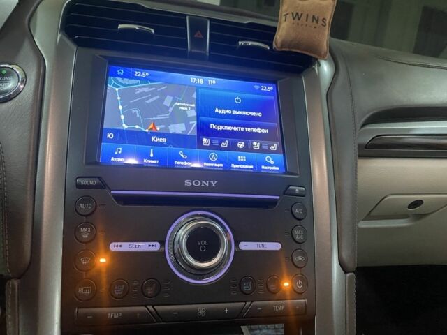 Серый Форд Фьюжн, объемом двигателя 2 л и пробегом 250 тыс. км за 11500 $, фото 2 на Automoto.ua