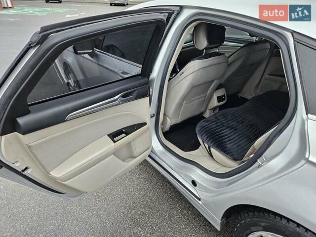 Серый Форд Фьюжн, объемом двигателя 2 л и пробегом 158 тыс. км за 13999 $, фото 7 на Automoto.ua