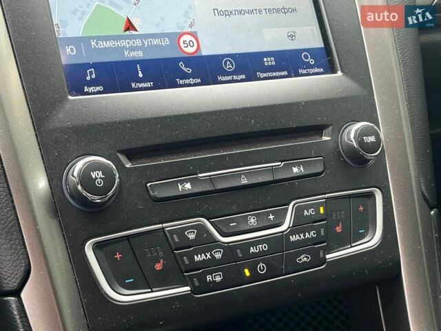 Сірий Форд Фьюжен, об'ємом двигуна 2 л та пробігом 106 тис. км за 15890 $, фото 33 на Automoto.ua