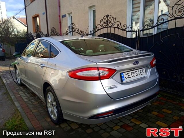 Серый Форд Фьюжн, объемом двигателя 2 л и пробегом 229 тыс. км за 13750 $, фото 1 на Automoto.ua