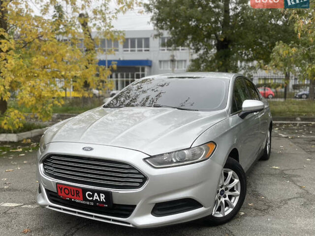 Форд Фьюжн 2016 в Киеве на Automoto.ua Серый Форд Фьюжн, объемом двигателя 2.5 л и пробегом 242 тыс. км за 8300 $, фото 1 на Automoto.ua