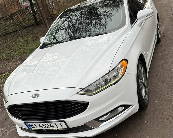 Сірий Форд Фьюжен, об'ємом двигуна 2 л та пробігом 200 тис. км за 14200 $, фото 1 на Automoto.ua