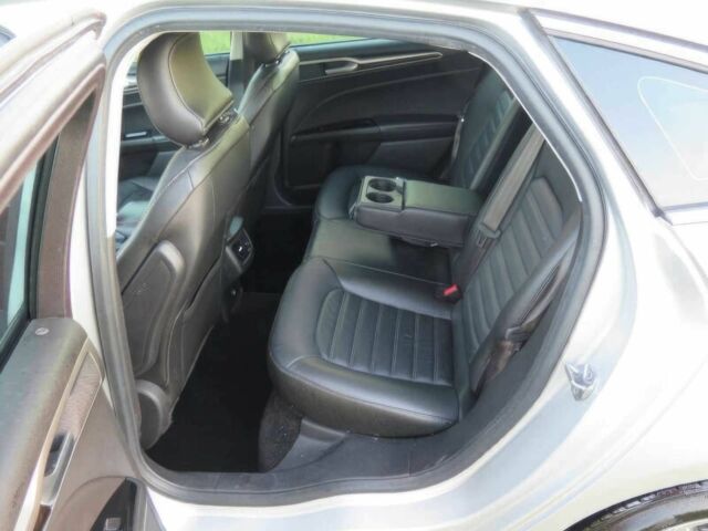 Сірий Форд Фьюжен, об'ємом двигуна 1.5 л та пробігом 73 тис. км за 9300 $, фото 10 на Automoto.ua