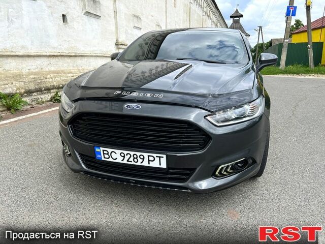 Серый Форд Фьюжн, объемом двигателя 2.5 л и пробегом 175 тыс. км за 10000 $, фото 1 на Automoto.ua