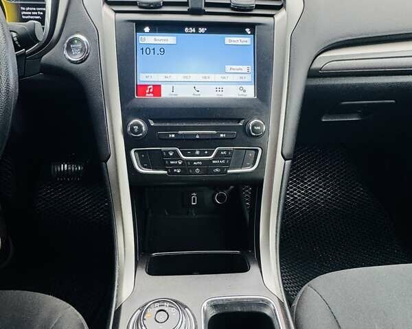 Серый Форд Фьюжн, объемом двигателя 1.5 л и пробегом 92 тыс. км за 6300 $, фото 14 на Automoto.ua