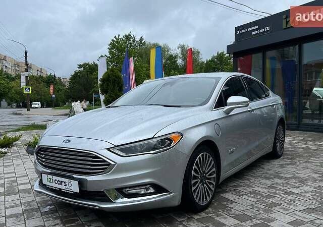 Форд Фьюжн 2017 в Львове на Automoto.ua Серый Форд Фьюжн, объемом двигателя 2 л и пробегом 147 тыс. км за 15999 $, фото 2 на Automoto.ua