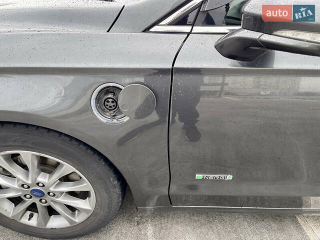 Серый Форд Фьюжн, объемом двигателя 2 л и пробегом 133 тыс. км за 15300 $, фото 9 на Automoto.ua