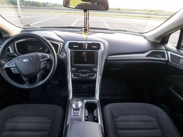 Форд Фьюжн 2017 в Киеве на Automoto.ua Серый Форд Фьюжн, объемом двигателя 0 л и пробегом 88 тыс. км за 8500 $, фото 12 на Automoto.ua