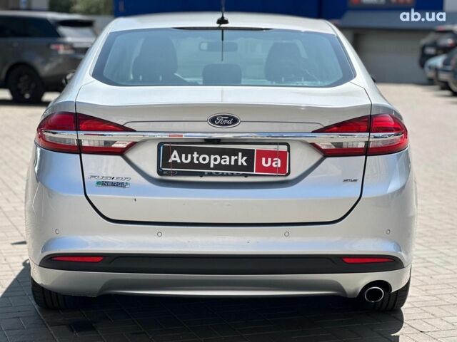 Форд Фьюжн 2017 в Одессе на Automoto.ua Серый Форд Фьюжн, объемом двигателя 2 л и пробегом 114 тыс. км за 15990 $, фото 5 на Automoto.ua