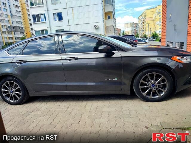 Сірий Форд Фьюжен, об'ємом двигуна 2 л та пробігом 163 тис. км за 15000 $, фото 9 на Automoto.ua