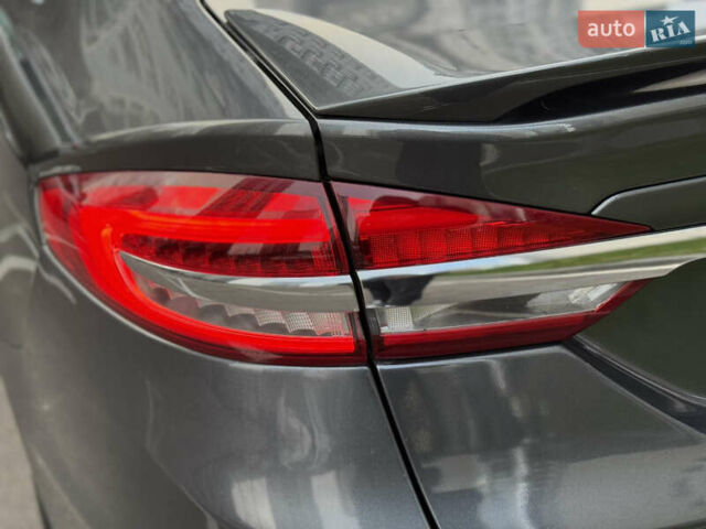 Серый Форд Фьюжн, объемом двигателя 2 л и пробегом 180 тыс. км за 14650 $, фото 9 на Automoto.ua