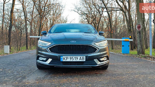 Серый Форд Фьюжн, объемом двигателя 2 л и пробегом 316 тыс. км за 12800 $, фото 1 на Automoto.ua