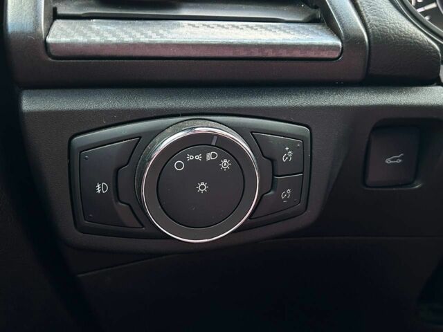 Форд Фьюжн 2017 в Кривом Роге на Automoto.ua Серый Форд Фьюжн, объемом двигателя 2.7 л и пробегом 95 тыс. км за 13500 $, фото 15 на Automoto.ua