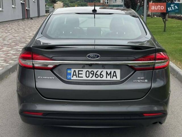 Форд Фьюжн 2017 в Днепре (Днепропетровске) на Automoto.ua Серый Форд Фьюжн, объемом двигателя 2 л и пробегом 146 тыс. км за 12999 $, фото 4 на Automoto.ua