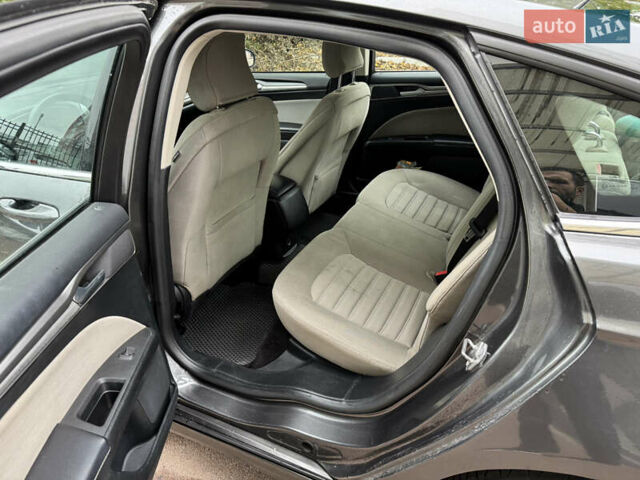 Форд Фьюжн 2017 в Киеве на Automoto.ua Серый Форд Фьюжн, объемом двигателя 2.49 л и пробегом 233 тыс. км за 9300 $, фото 7 на Automoto.ua